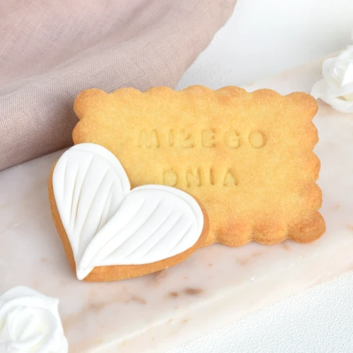 KUKI-W2021 Mini Mix Ciasteczko maślane i mini KUKI skrzydełka sq1200 LQW.webp