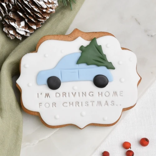 KUKI-W1346 Ciastko lukrowane Tabliczka auto z choinką.webp