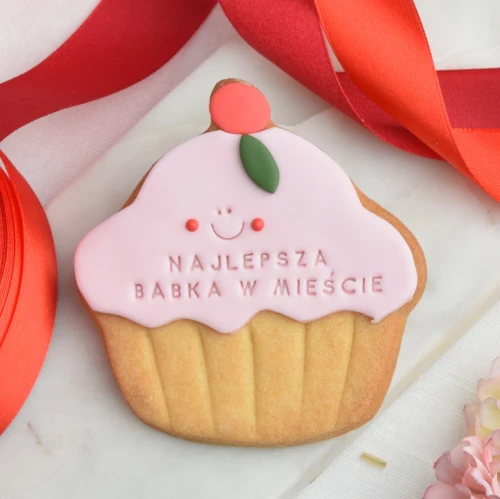 KUKI-W0199 Ciastko lukrowane BABECZKA Najlepsza babka w mieście.webp