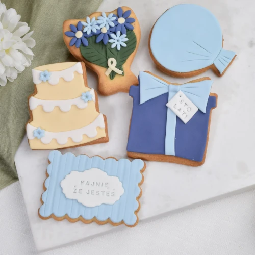 Urodzinowy zestaw ciasteczek lukrowanych
