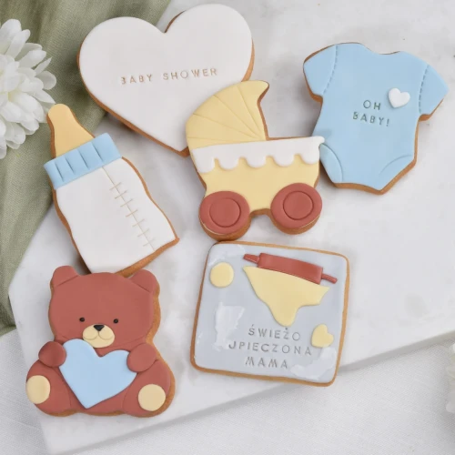 Zestaw ciasteczek lukrowanych na Baby Shower.