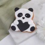 Ciastko lukrowane Miś Panda z serduszkiem