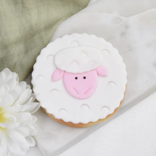 Ciasteczko maślane baranek wielkanocny.