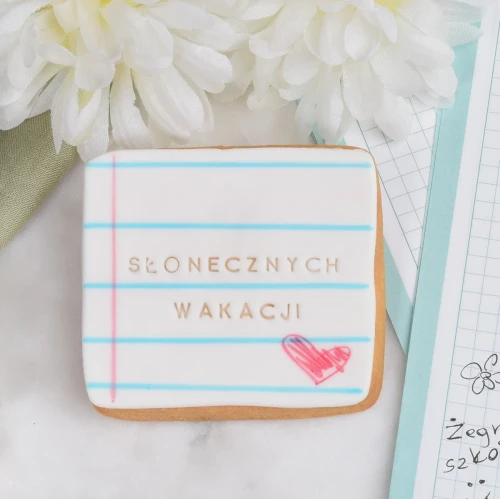 Ciasteczko lukrowane do personalizacji. Kartka z zeszytu.
