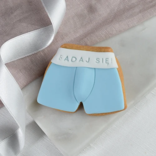 Ciasteczko w kształcie męskich slipów.