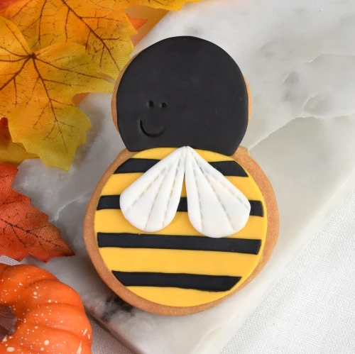 Ciastko lukrowane pszczółka.