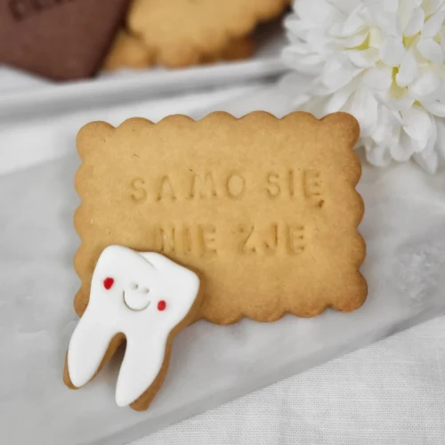 Zestaw ciasteczek z okazji Dnia Dentysty.